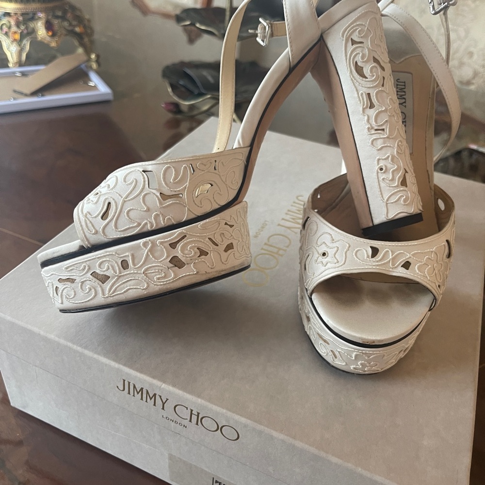 Jimmy Choo women’s perforated lace platform wedges sandals Sz 39.5 US 9.5